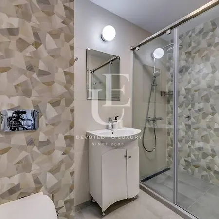 アパート Madrid: A Modern 2-bedroom With Parking *